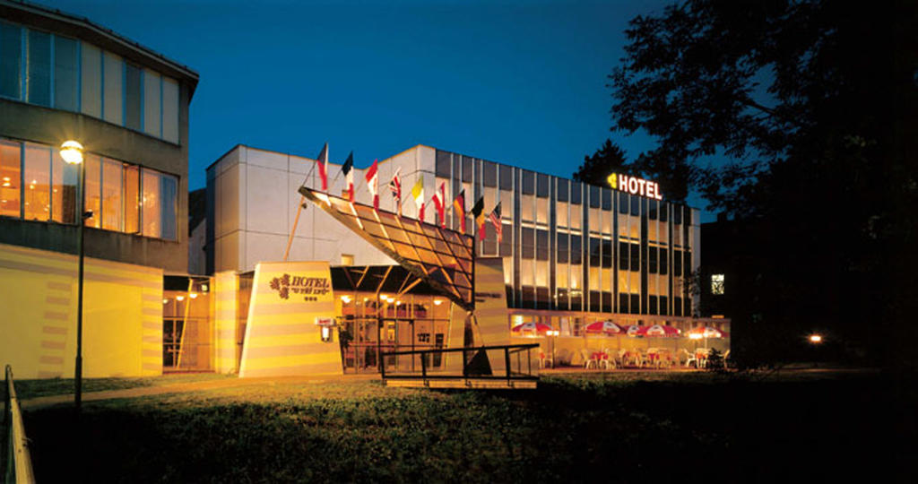 Hotel U Tri Lvu Τσέσκε Μπουντεγιόβιτσε Εξωτερικό φωτογραφία