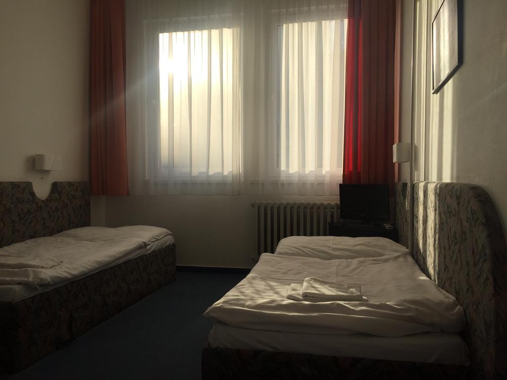 Hotel U Tri Lvu Τσέσκε Μπουντεγιόβιτσε Εξωτερικό φωτογραφία