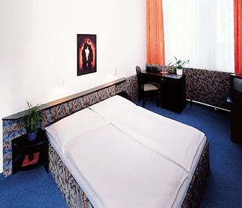 Hotel U Tri Lvu Τσέσκε Μπουντεγιόβιτσε Εξωτερικό φωτογραφία