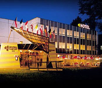 Hotel U Tri Lvu Τσέσκε Μπουντεγιόβιτσε Εξωτερικό φωτογραφία